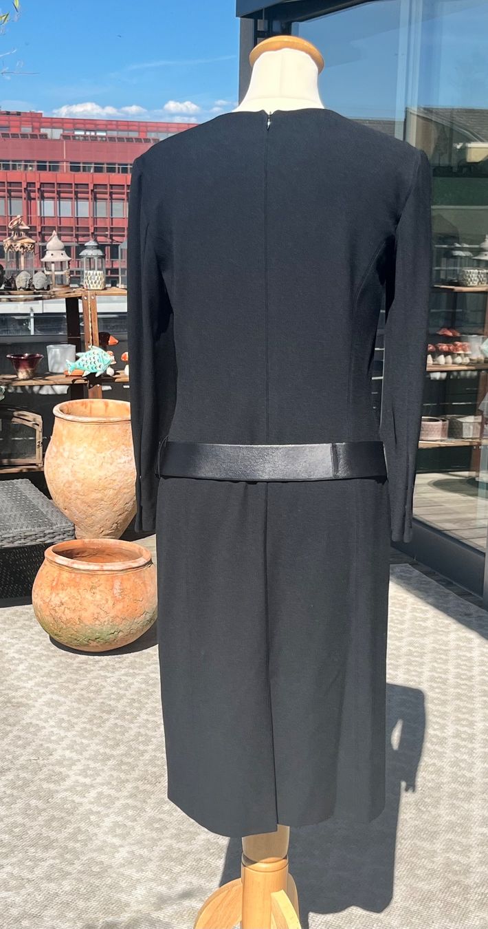 Robes: Designer-Kleid Jil Sander/ Midi/ Schurwolle – Neuf avec emballage d'origine à Basel par ang_vcb8 3