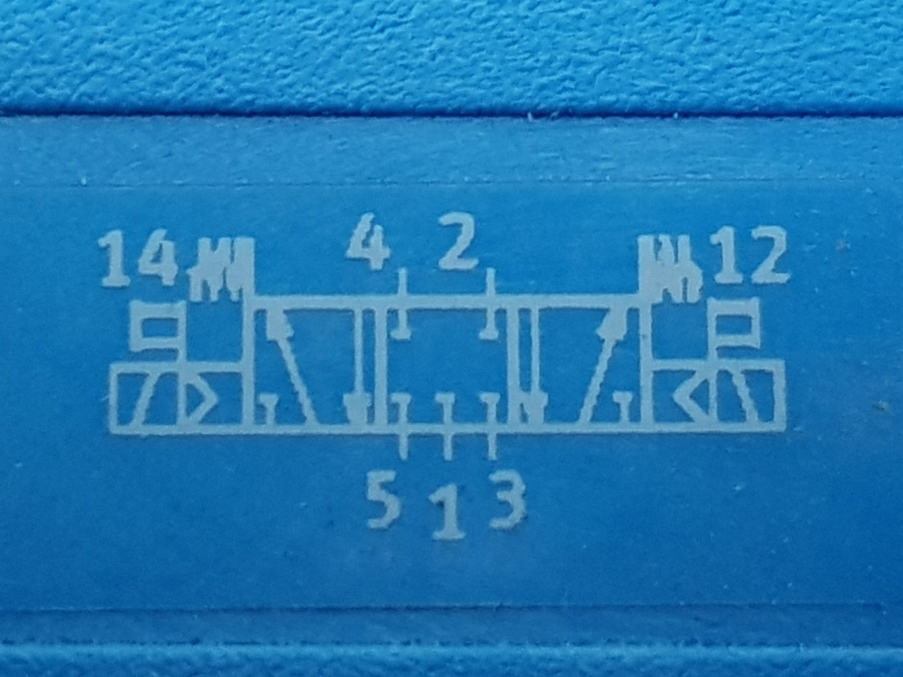 Festo Metall- & Schlosserei Sonstiges: 5/3 Magnet Ventil mit Anschlussplatte Magnetspule Dämpfer – Neu (gemäss Beschreibung) aus Kappelen von swyder 5