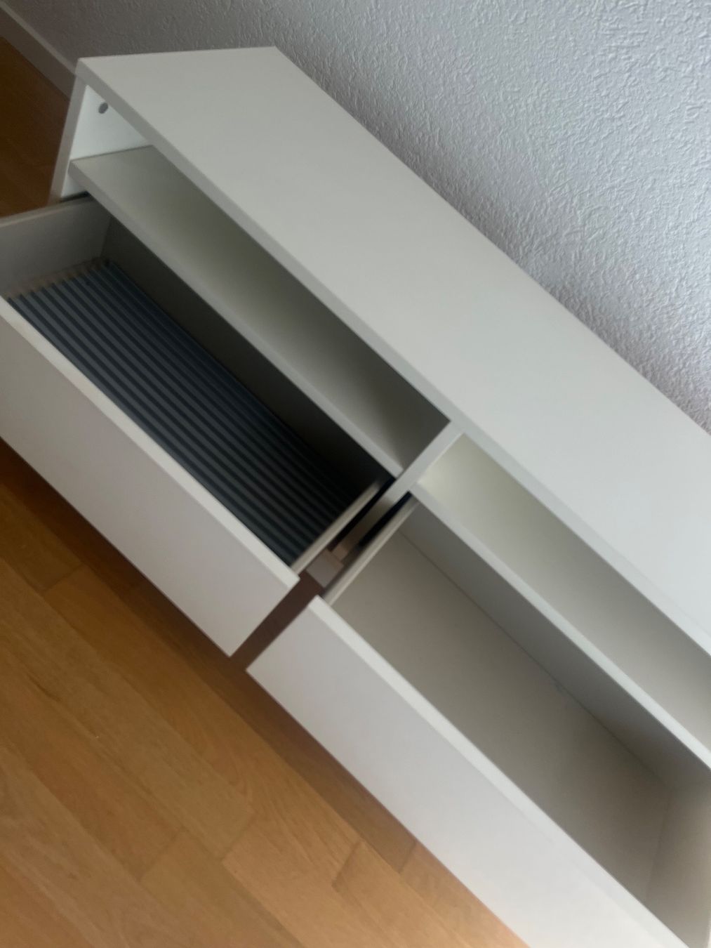 Ikea TV Möbel: TV Möbel Ikea – Gebraucht aus Obfelden von kev_895h 2