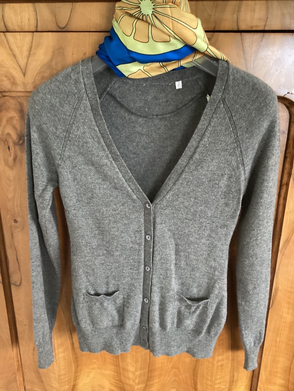 Vestes: Damenkaschmirstrickjacke, Gr. S – D'occasion à Salenstein par Esprit57