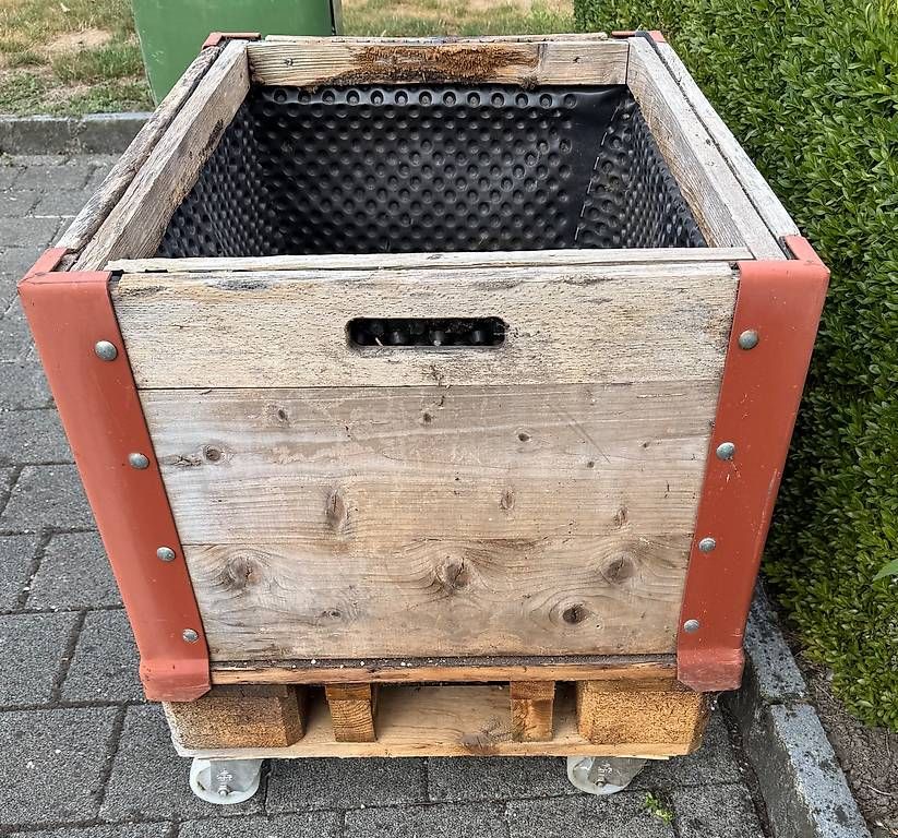 Vasi per fiori: Hochbeet - Paletten – Usato da Riedtwil venduto da amRing