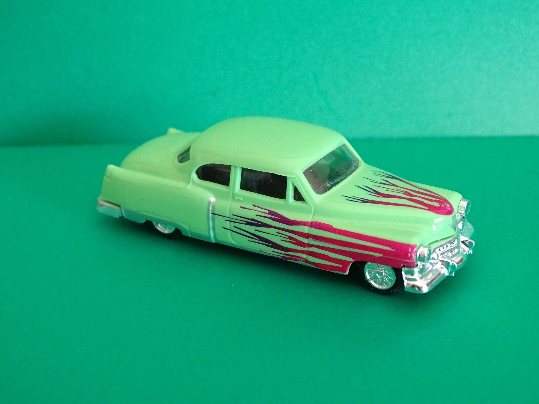 Busch Modellini d'auto: Cadillac von Busch 1/87 – Usato da Bretzwil venduto da Meex 1