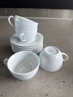 4 Milchkaffee Tassen Kahla 11.5 cm mit 6 Tellern 18 cm