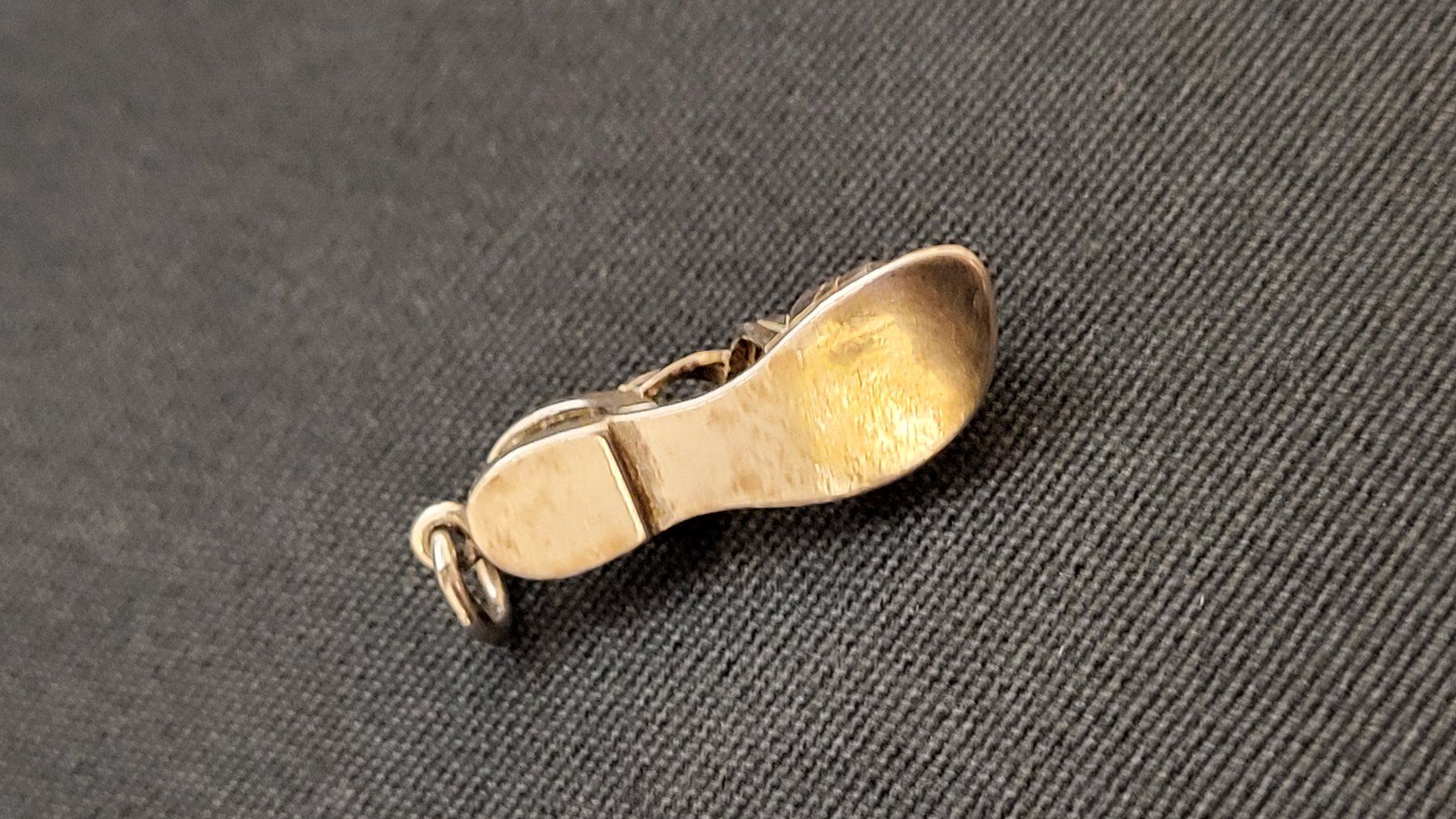 Pendentifs: Silber-Anhänger SANDALE – D'occasion à Basel par spinne02 3