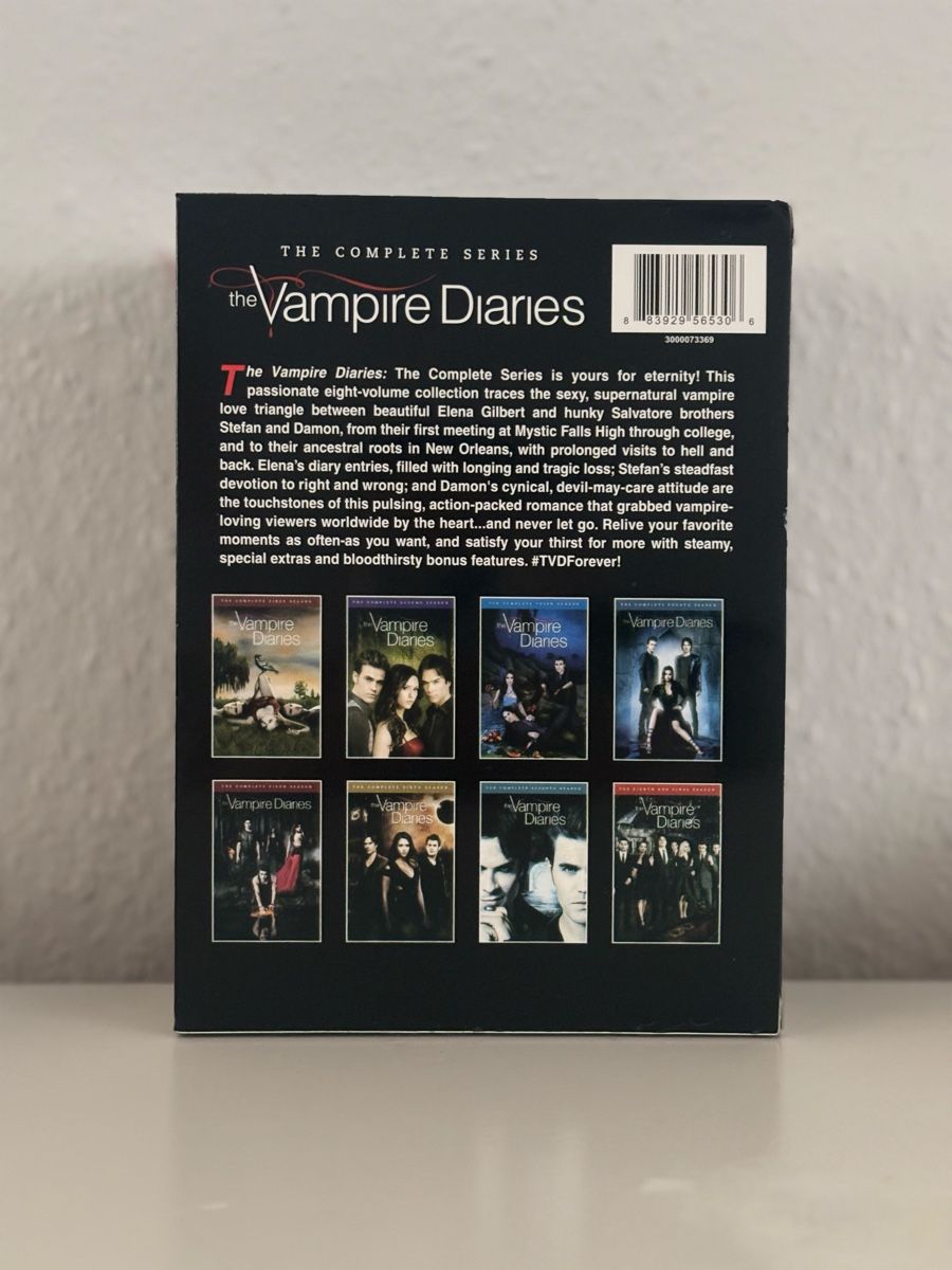Tutti i DVDs: The Vampire diaries Komplette Serie – Nuovo (secondo la descrizione) da St. Gallen venduto da Becky__ 2
