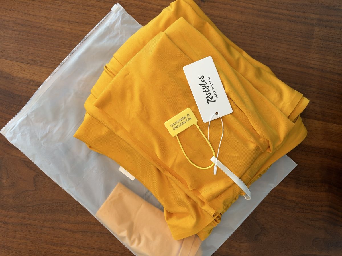 Kleider: Infinity-Kleid (neu) – Neu und originalverpackt aus Hofstetten SO von Katharina_Nina_Nina