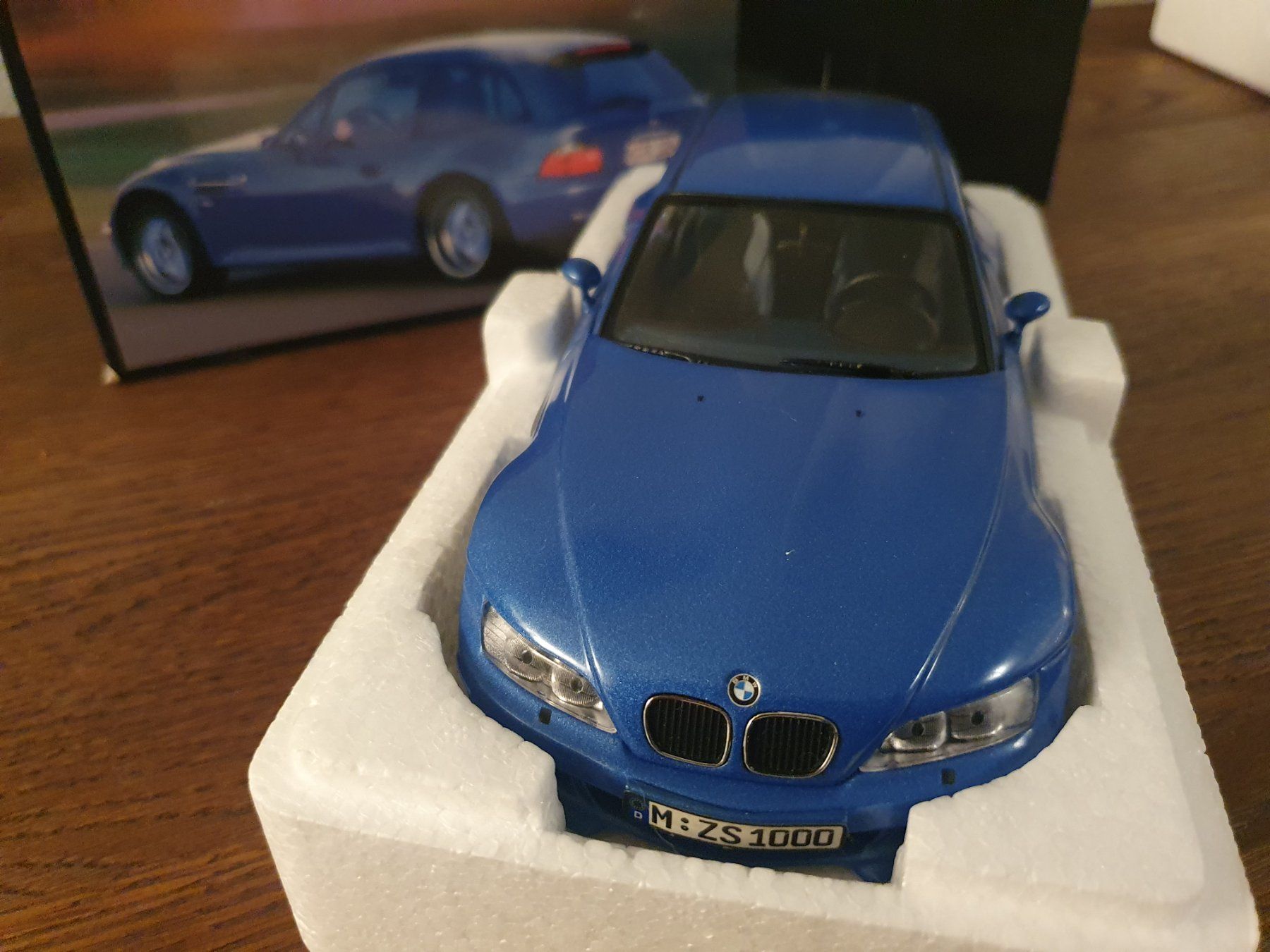 UT Models Modellini d'auto: BMW Z3 M Coupe 1/18 UT Models – Usato da Chernex venduto da Manu0128 4