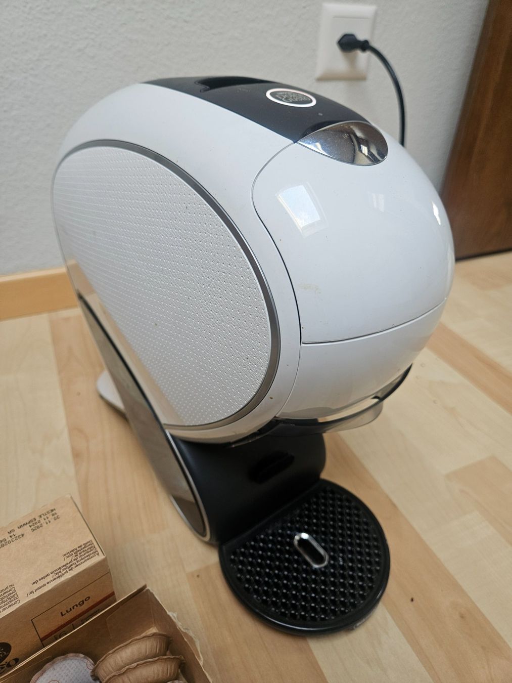 Nescafé Machines à café & Machines à expresso: Kaffemaschiene Dolce Gusto – D'occasion à Moosleerau par mar_lr8m 2