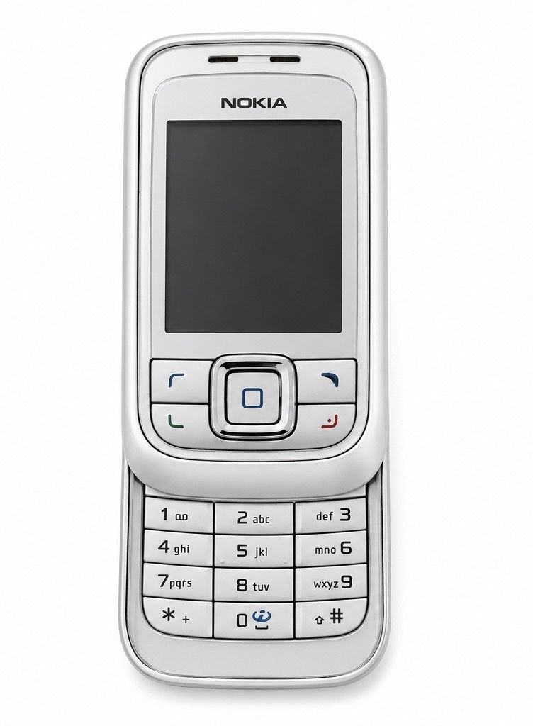 Nokia Telefoni cellulari / Smartphones: Téléphone portable Nokia argenté – Usato da La Chaux-de-Fonds venduto da Rg.gomes