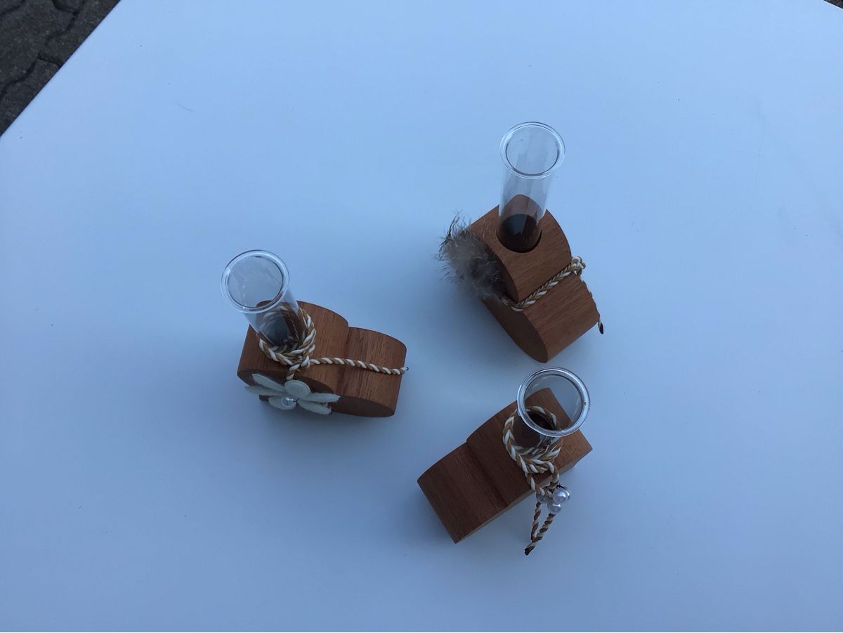 Tutte le decorazioni: Holzherze mit Reagenzglas – Nuovo (secondo la descrizione) da Benken SG venduto da Hagli76 2