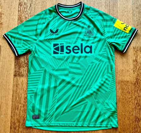 Newcastle United away Shirt mit Schar - 2023/24