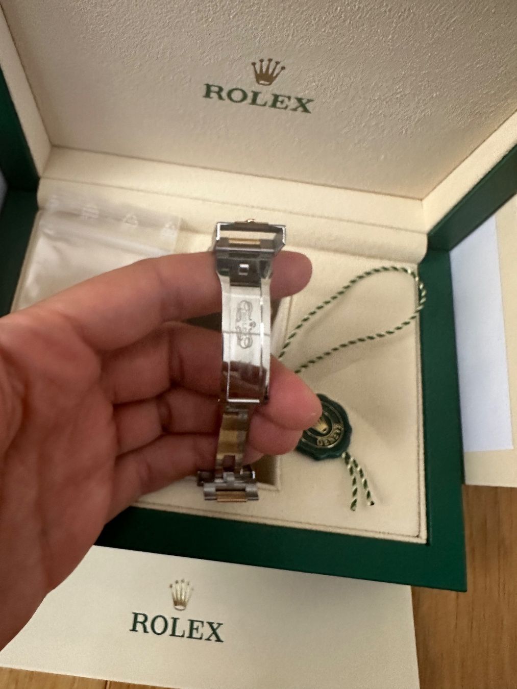 Rolex Orologi: Rolex Submariner Date Stahl-Gold 41mm – Nuovo e nell'imballaggio originale da Oftringen venduto da Adam5050 5