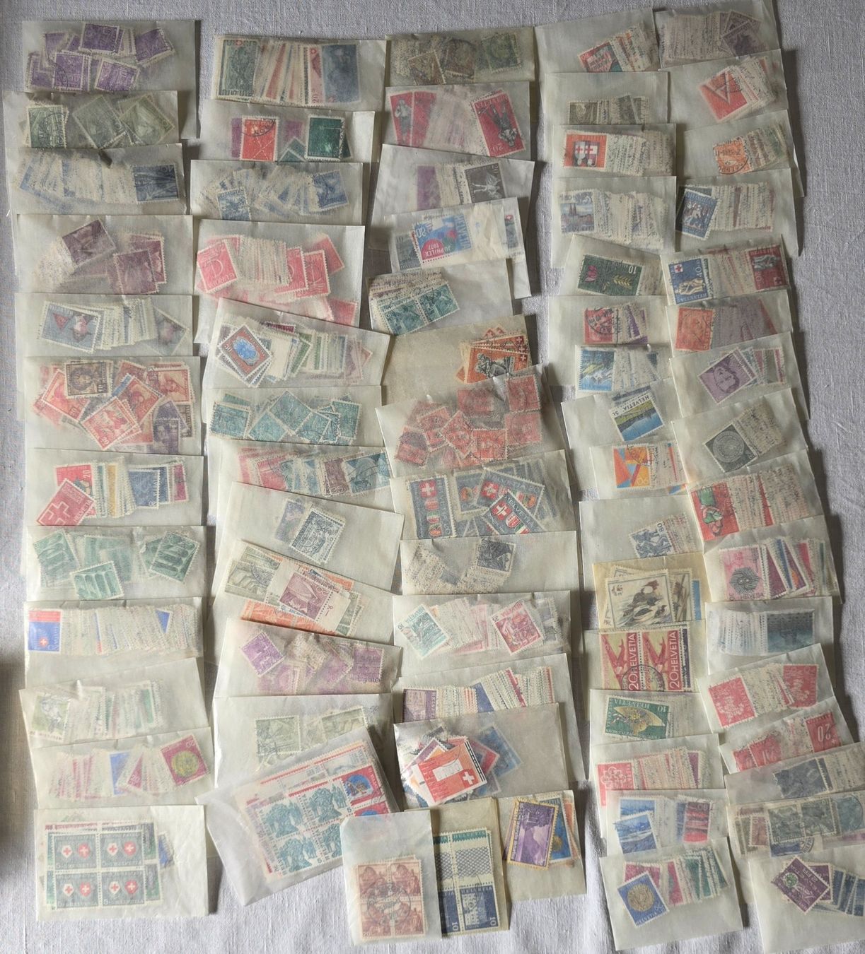 Tutti i francobolli: Schweizer Briefmarken Sammlung - große Kiste – Usato da Ehrendingen venduto da trickyvicky 2