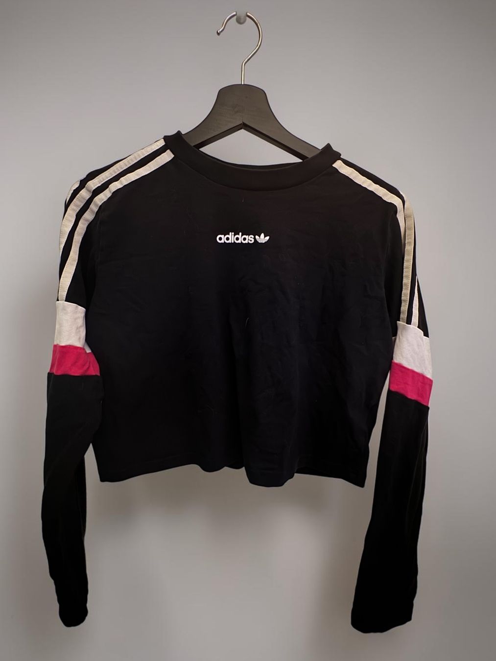 Adidas Pulls & Sweat-shirts: Adidas Damen Crop Pullover Gr. 46 – D'occasion à Bern par MissionAusmisten