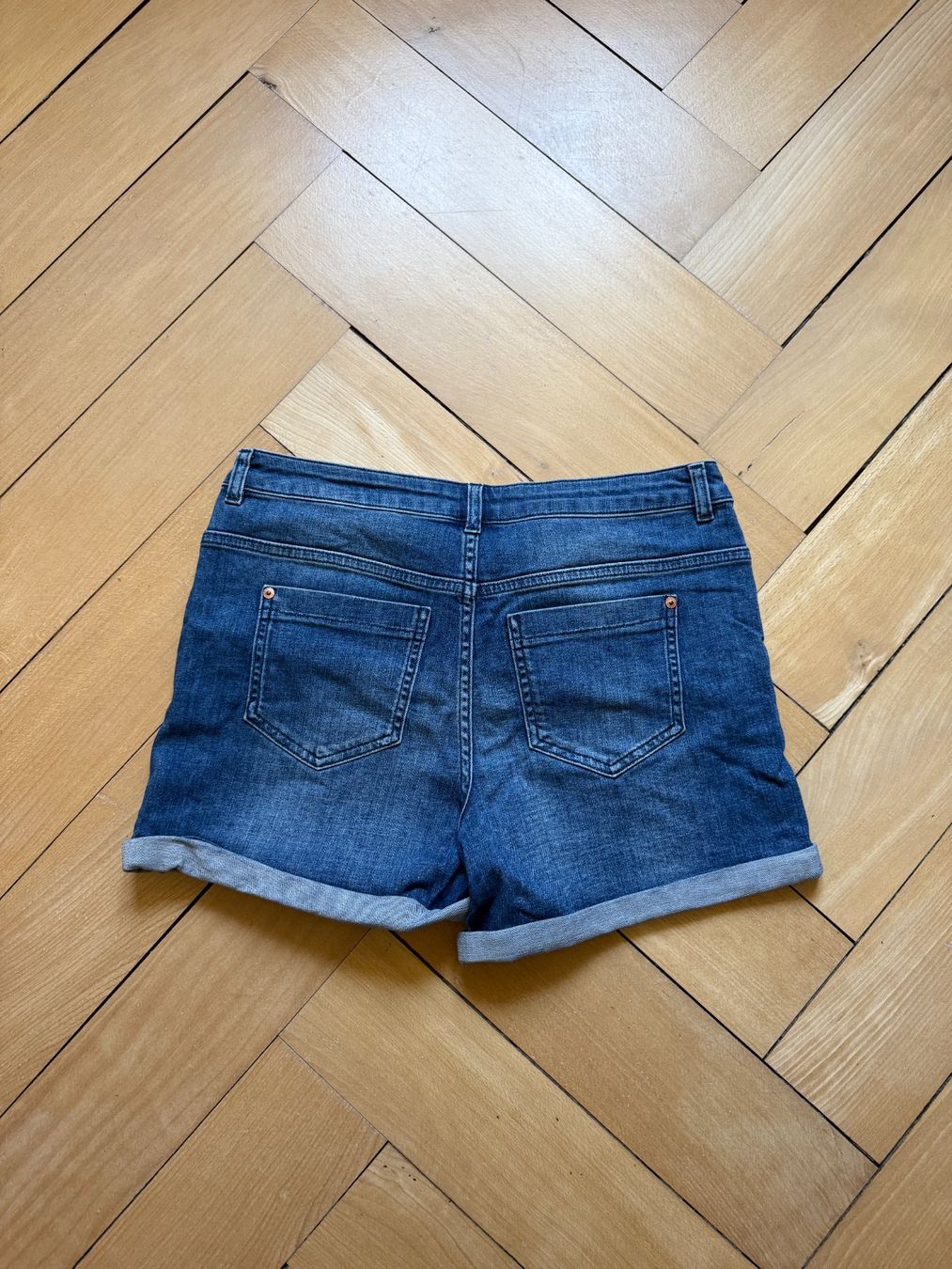 Jeans: MINT VELVET - Jeansshorts blau 40 – Usato da Zürich venduto da Diazaio 1