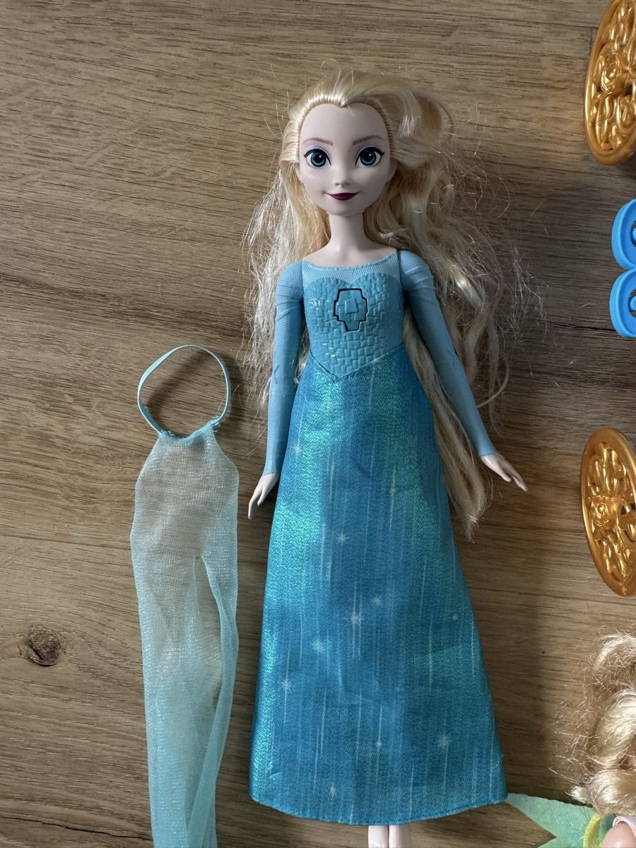 Bambole: Barbies Set mit Pferden Barbiepuppen und Kutsche – Usato da Hettlingen venduto da sch_gr5s 1