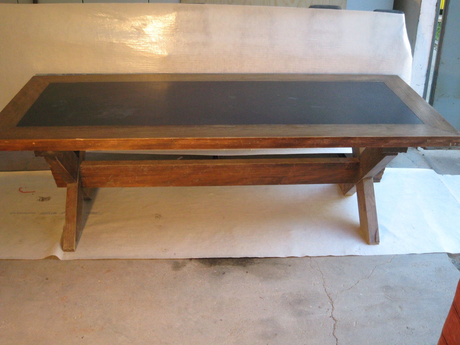 Tables: alter Holztisch mit Schiefernplatte – D'occasion à Emmenbrücke par mike62