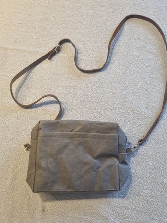 Kleine tolle Handtasche anthrazit