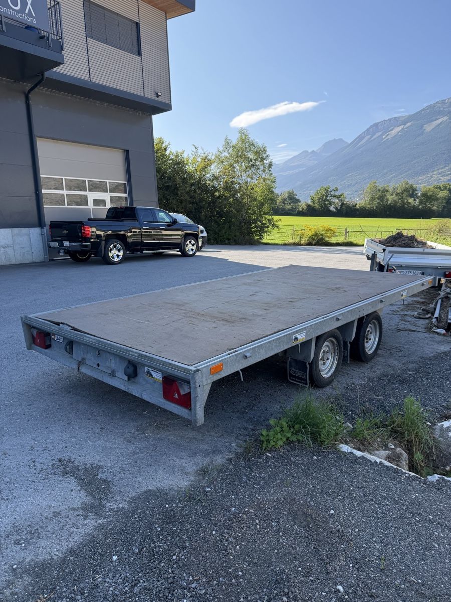 Saris Anhänger: Transportanhänger – Gebraucht aus Susten von BMW18 3