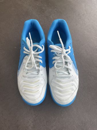 Asics Tennisschuhe Gr. 40.5 Top Zustand!