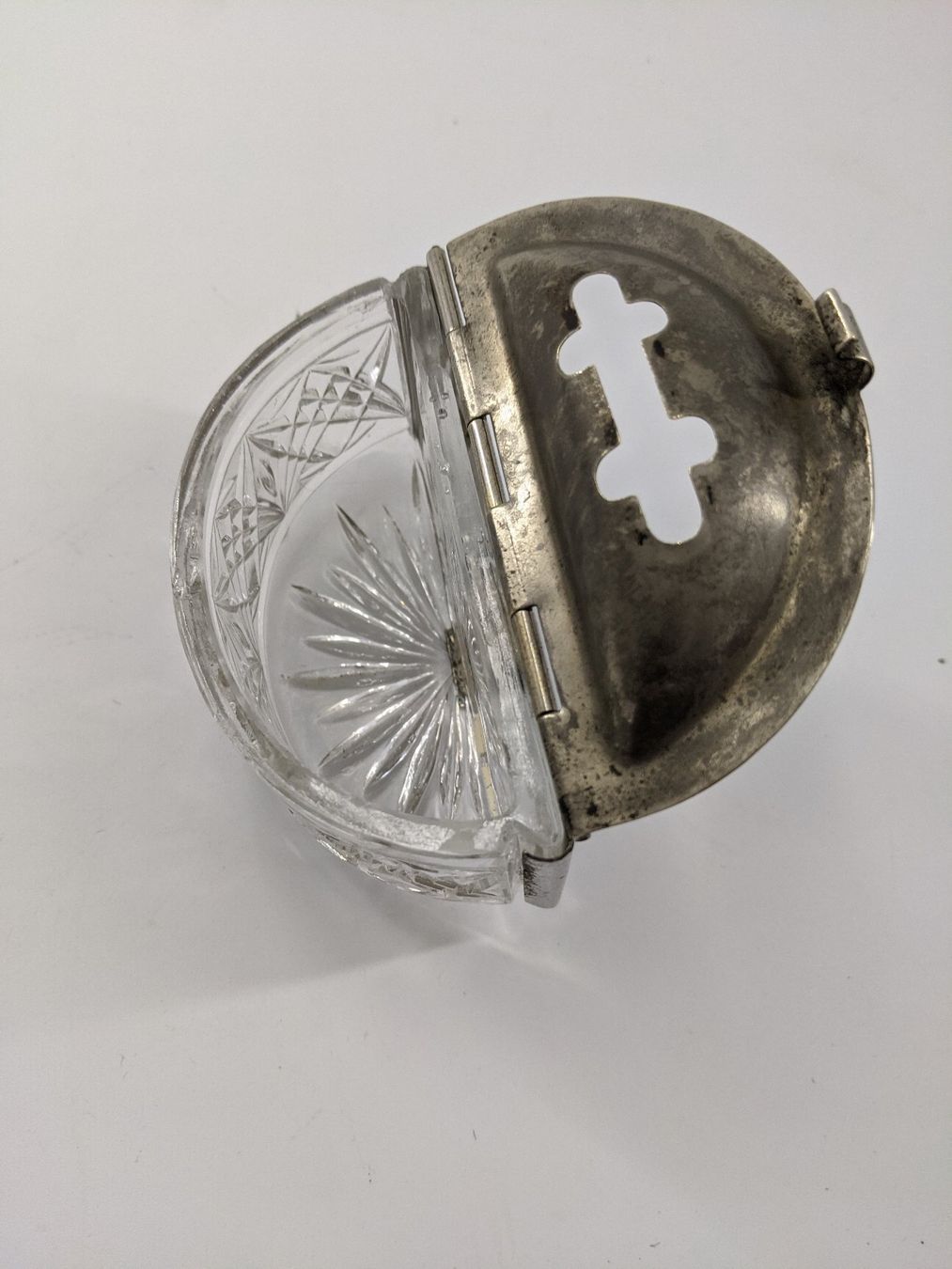 Portacenere: Oldtimer Kristall Autoascher antik – Usato da wasterkingen venduto da gotrob 2