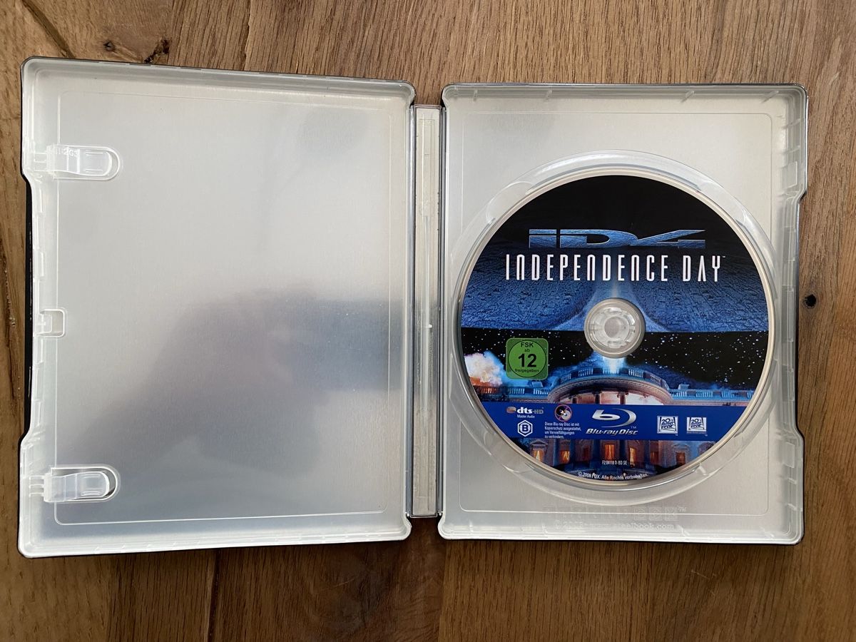 Tutti i DVDs: Independence Day Steelbook Bluray – Nuovo (secondo la descrizione) da Möhlin venduto da Devilspunchbowl 2