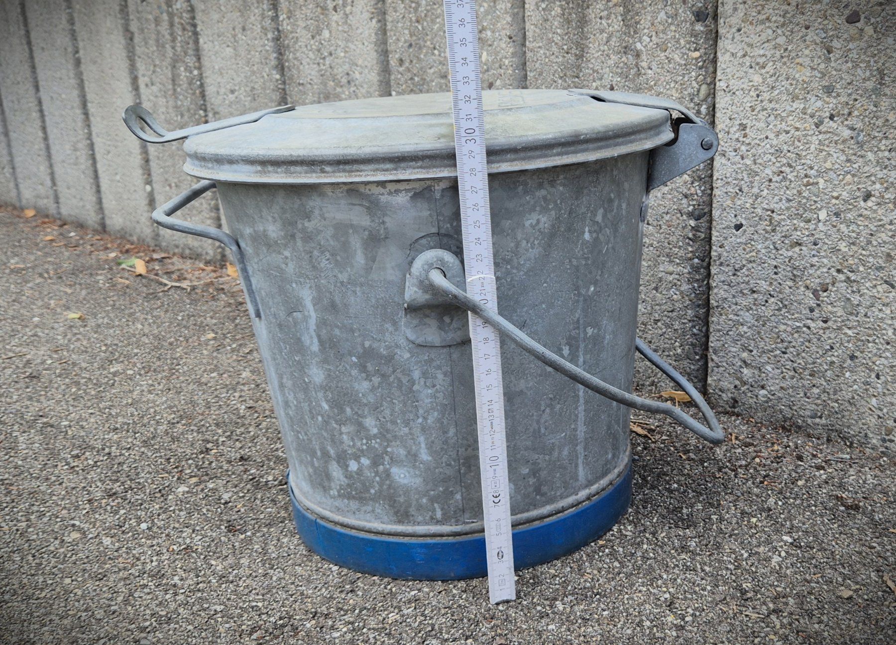Ochsner Poubelles: Ochsner-Kübel – D'occasion à Zürich par brinkosos 5
