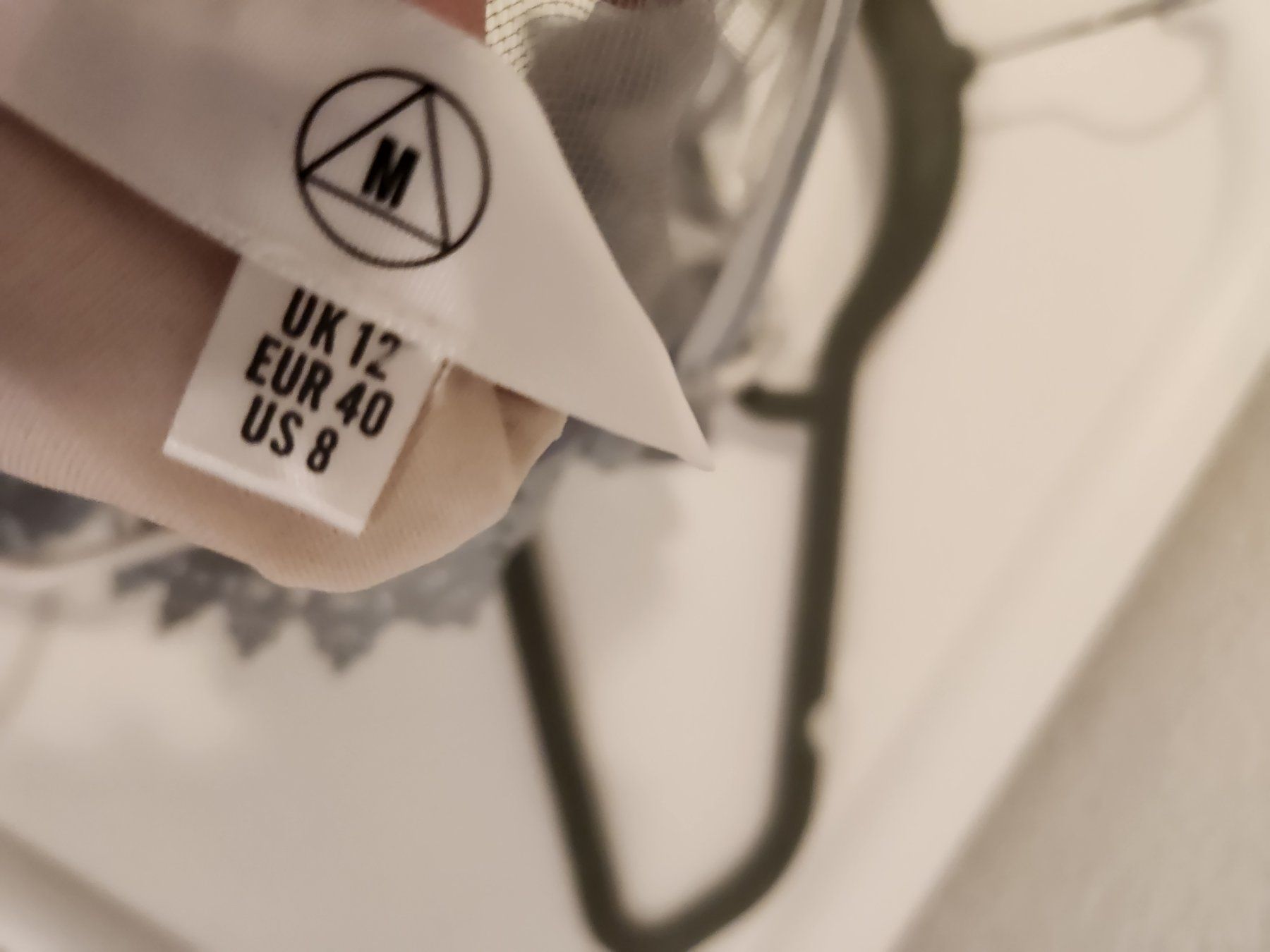 Vestiti: Abendkleid – Usato da Kefikon TG venduto da Livline 2