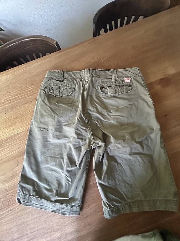 Pantaloni: Männer Shorts Gr. W32 – Usato da Zürich venduto da elg_rqw7 1