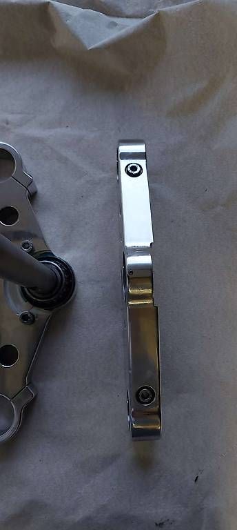 Harley-Davidson Tutti i ricambio per moto: Gabelbrücke Müller 0185 Harley-Davidson mit DTC – Usato da Schöftland venduto da blu_kz55 1