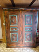 Antiker Bauernschrank, handgemalt, sehr gepflegt, CH-Stil...