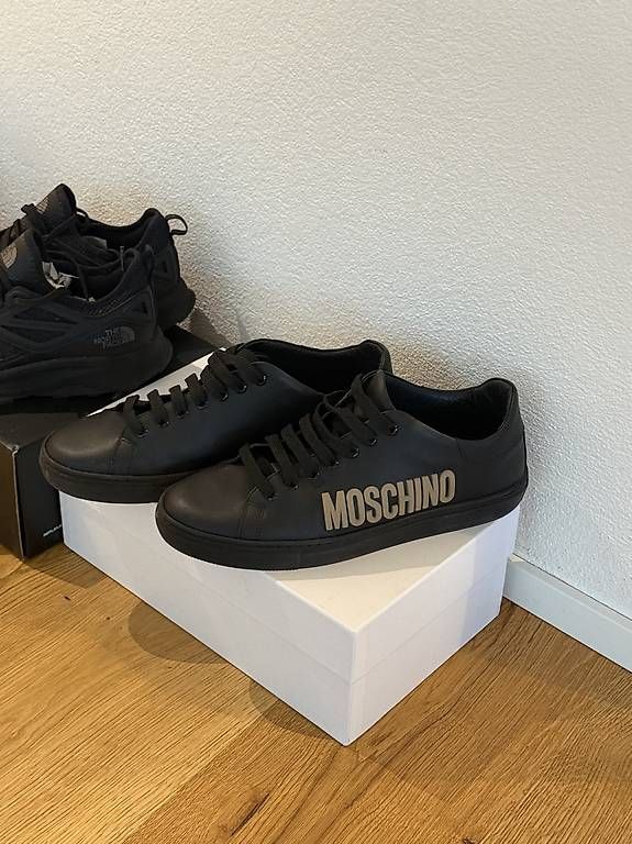 Scarpe da uomo: Original Schuhe zu verkaufen – Usato da Wiesendangen venduto da DIA10 3