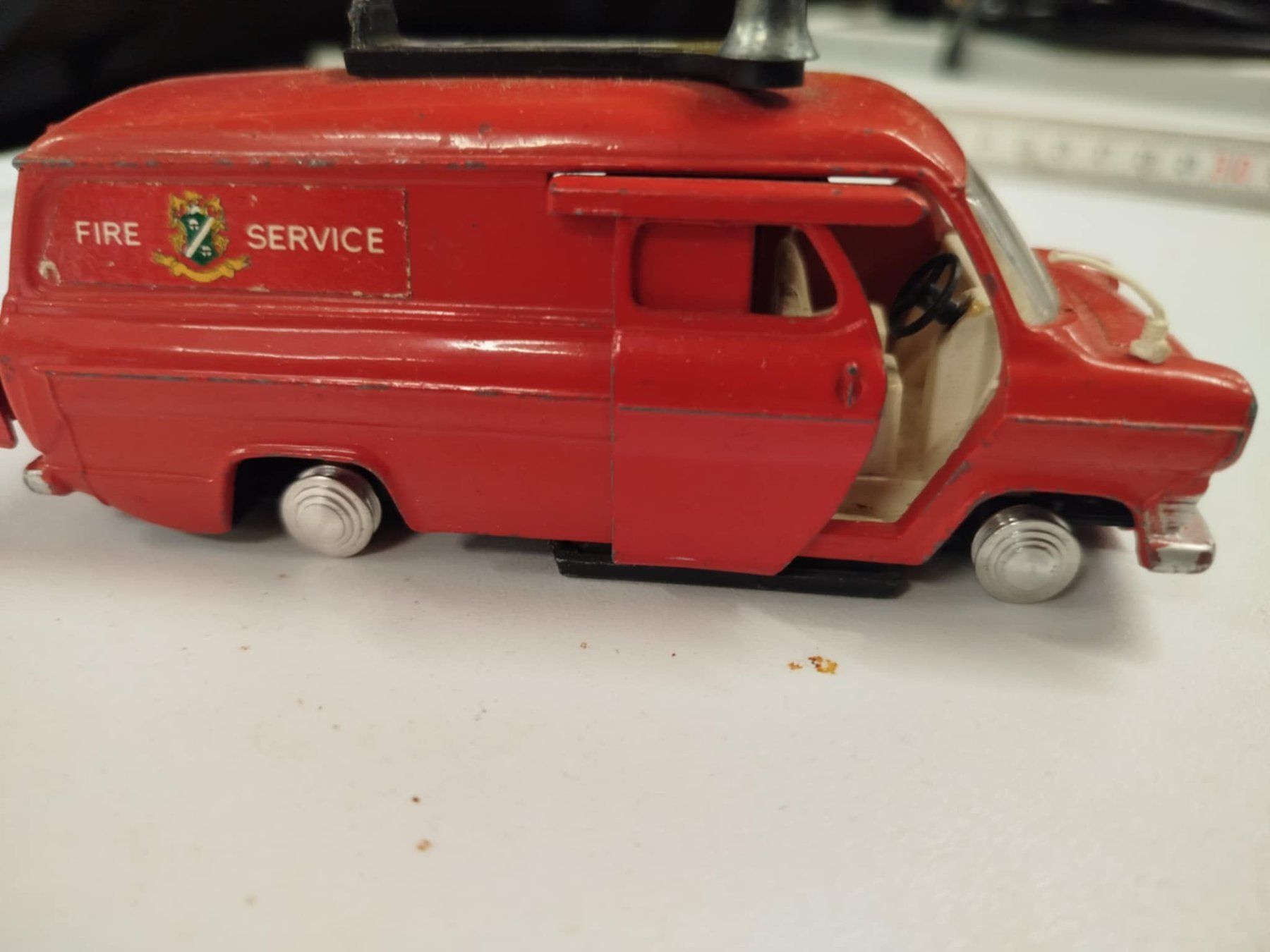 Dinky Toys Modellini d'auto: Dinky Toys (nr 26) – Usato da La Chaux-de-Fonds venduto da Emmaus2300CDF 1