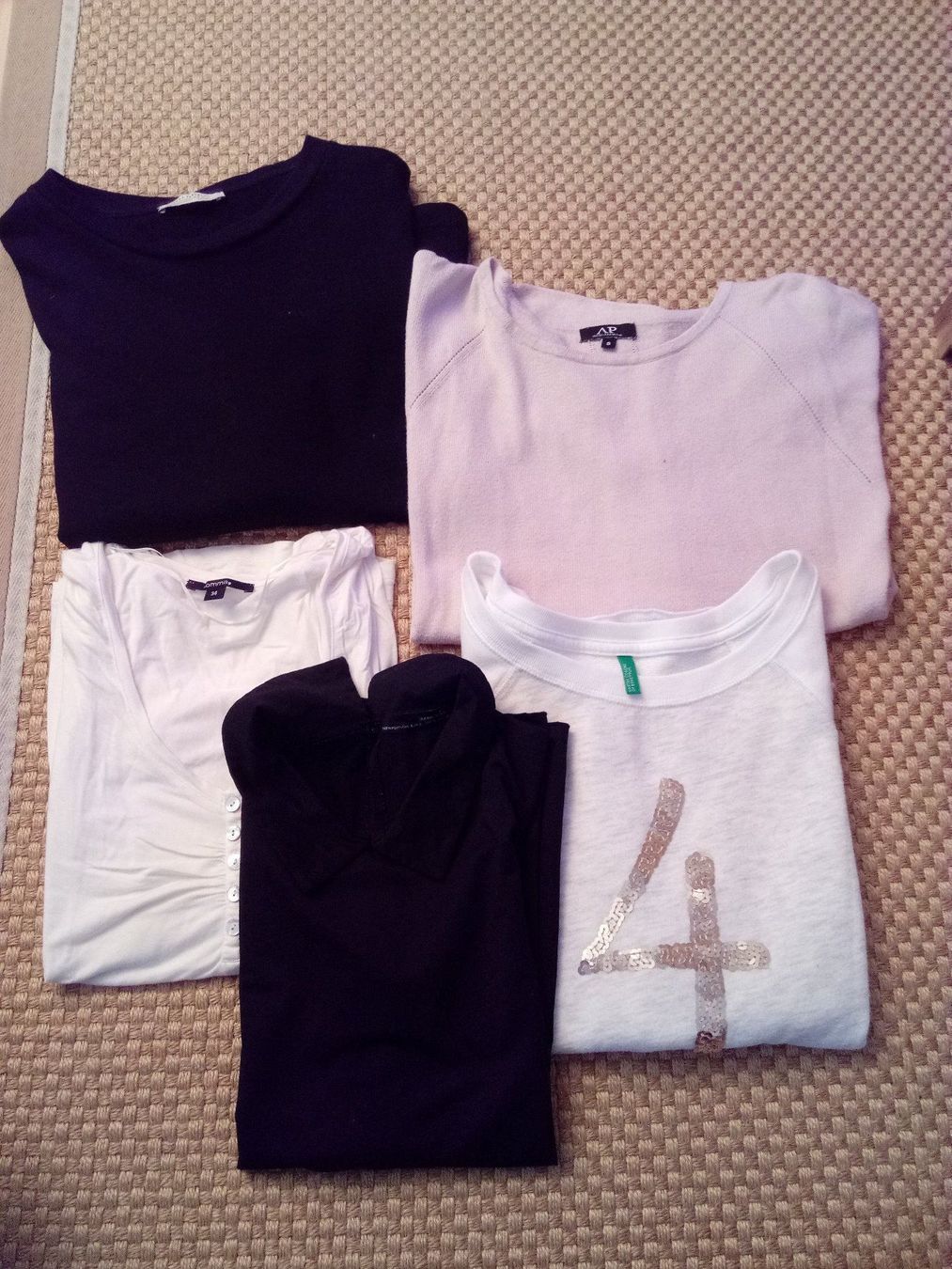 Benetton Lotti di vestiti: MARKENKLEIDERPAKET,  GR.34-36, S, 5Stk – Usato da Sachseln venduto da jocaso