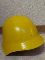 Gelber Schutzhelm, Vintage