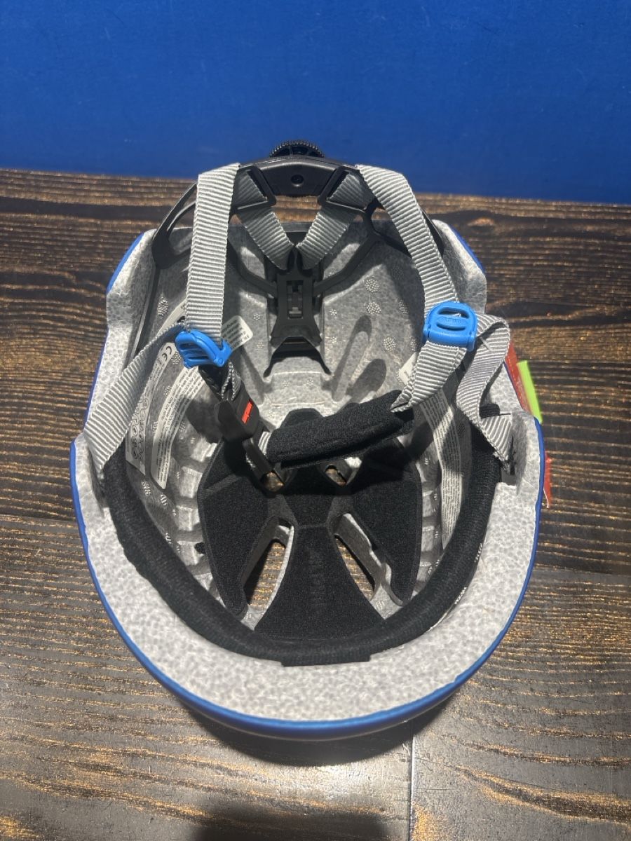 Alpina Caschi: NEU Alpina Velohelm Hackney Gr. 47-51 – Nuovo e nell'imballaggio originale da Steffisburg venduto da nikita009 1