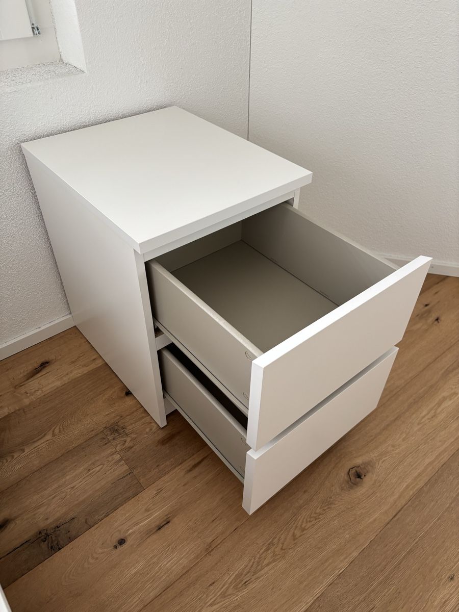 Ikea Nachttische: MALM Nachttisch mit 2 Schubladen – Gebraucht aus Einsiedeln von luk_z69w 4