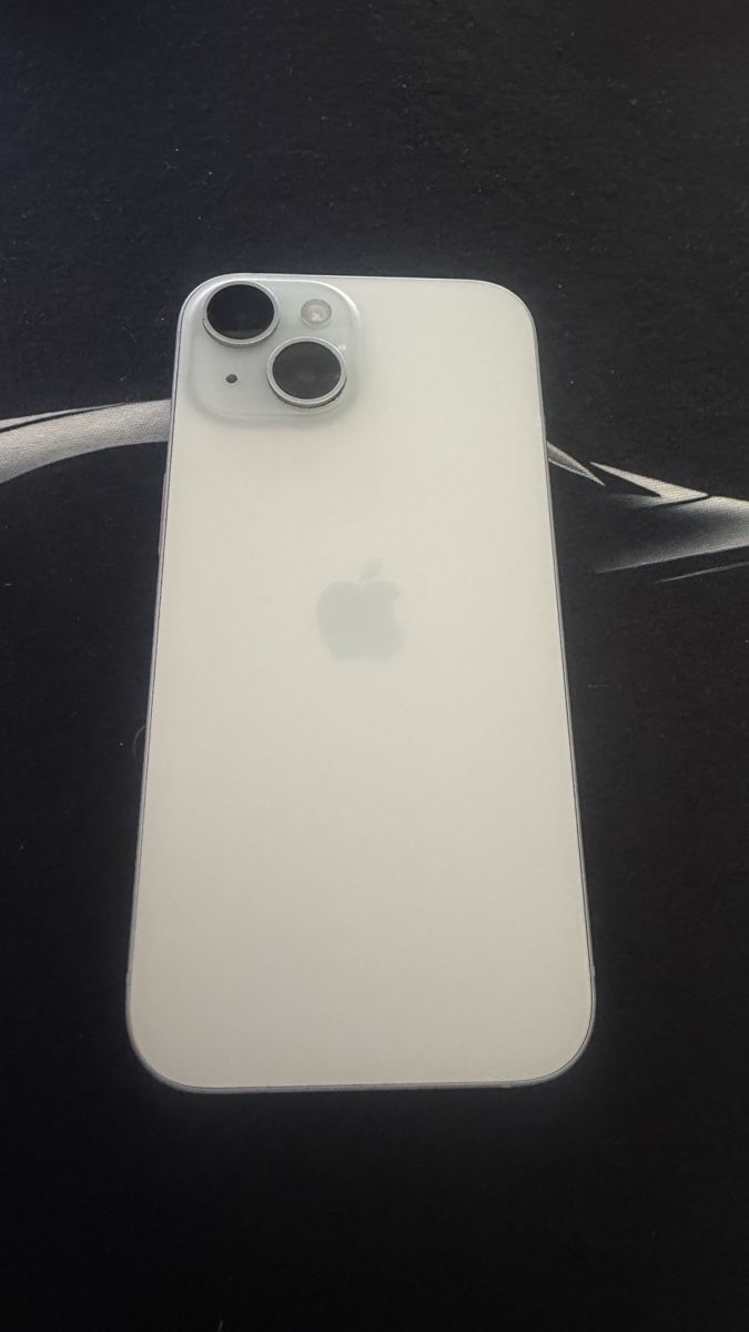 Apple Telefoni cellulari / Smartphones: iPhone 15 128 GB – Usato da Wolfenschiessen venduto da adc_5b7r 1