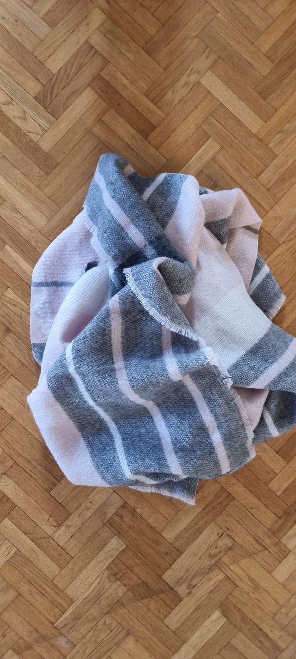 Anna Field Foulard & Sciarpe: Wunderschöner Schal Anna Field gestreift – Usato da Rombach venduto da SYW 2