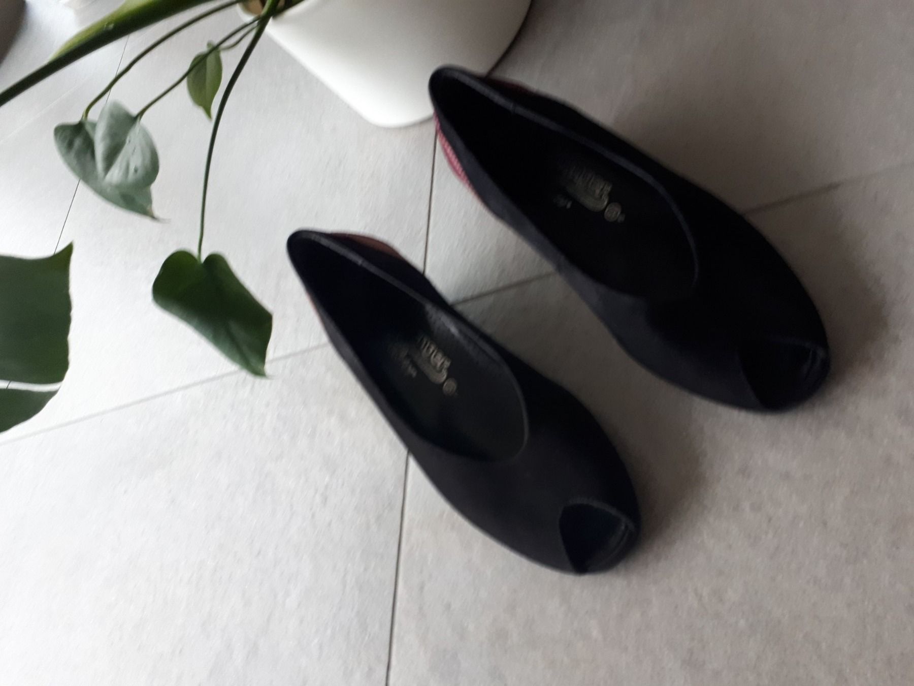 Scarpe da donna: Damenpumps: Leder – Usato da Mühlethal venduto da prackendorf 4