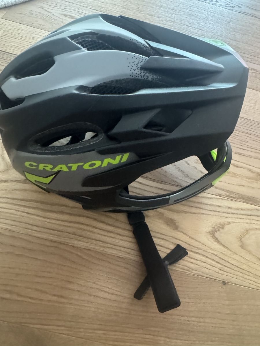 Caschi: Halfshell MTB-Helm Fullface – Usato da Horgen venduto da JekerZurich 1