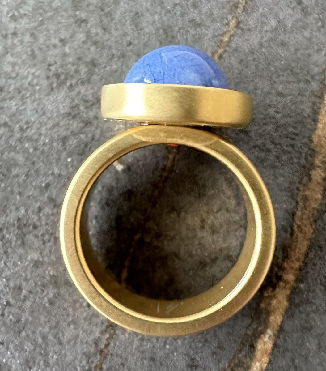 Anelli: hk Ring, goldfarben mit blauem Keramik Stein, Gr. 52 – Nuovo e nell'imballaggio originale da Goldach venduto da Schnuppi 3