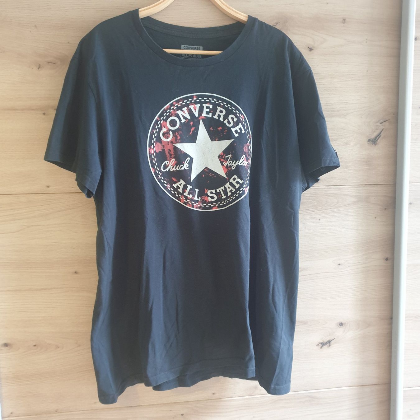 Converse T-shirts: T-Shirt Converse – D'occasion à Zofingen par siana.m