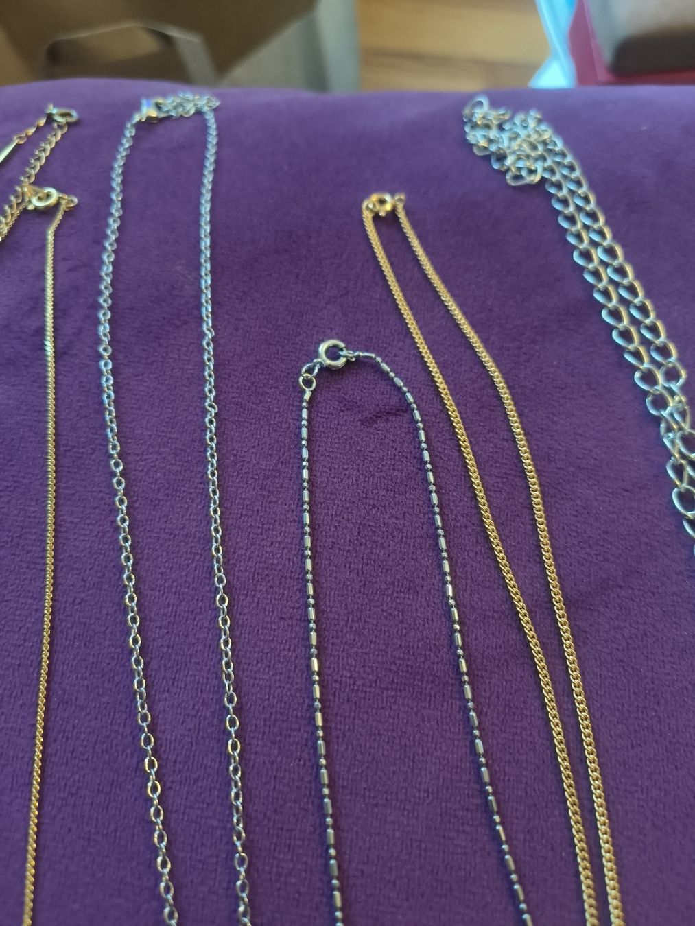 Altri gioielli: lot bijoux diverses  – Usato da Pampigny venduto da Nathbn 2