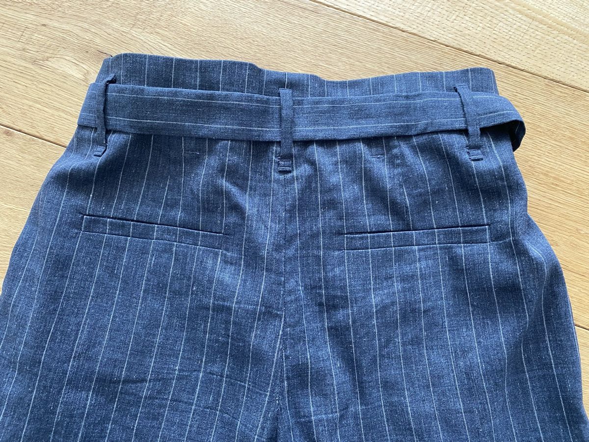 Brunello Cucinelli Pantalons: Brunello Cucinelli 7/8 Hose Leinen mit Wolle – Neuf (Voir description) à Ittigen par 132465 3