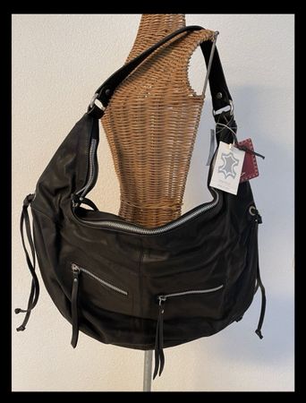 Grosse schwarze Echtleder Handtasche „NEU“