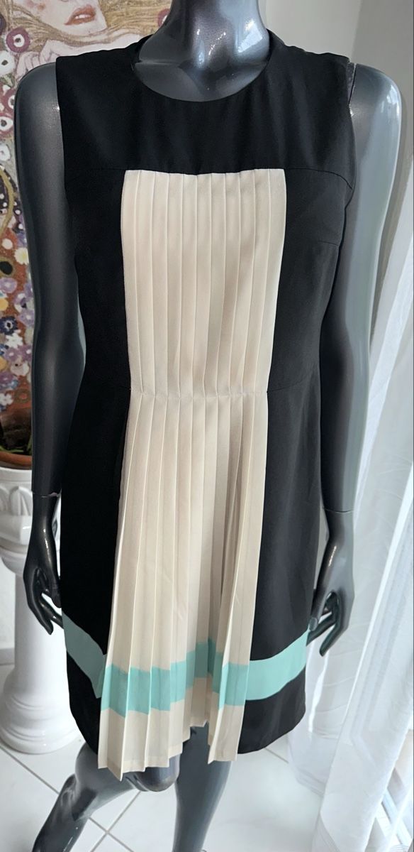 Hugo Boss Kleider: HUGO BOSS KLEID GR. 36 – Gebraucht aus Unteraegeri von MH203 1