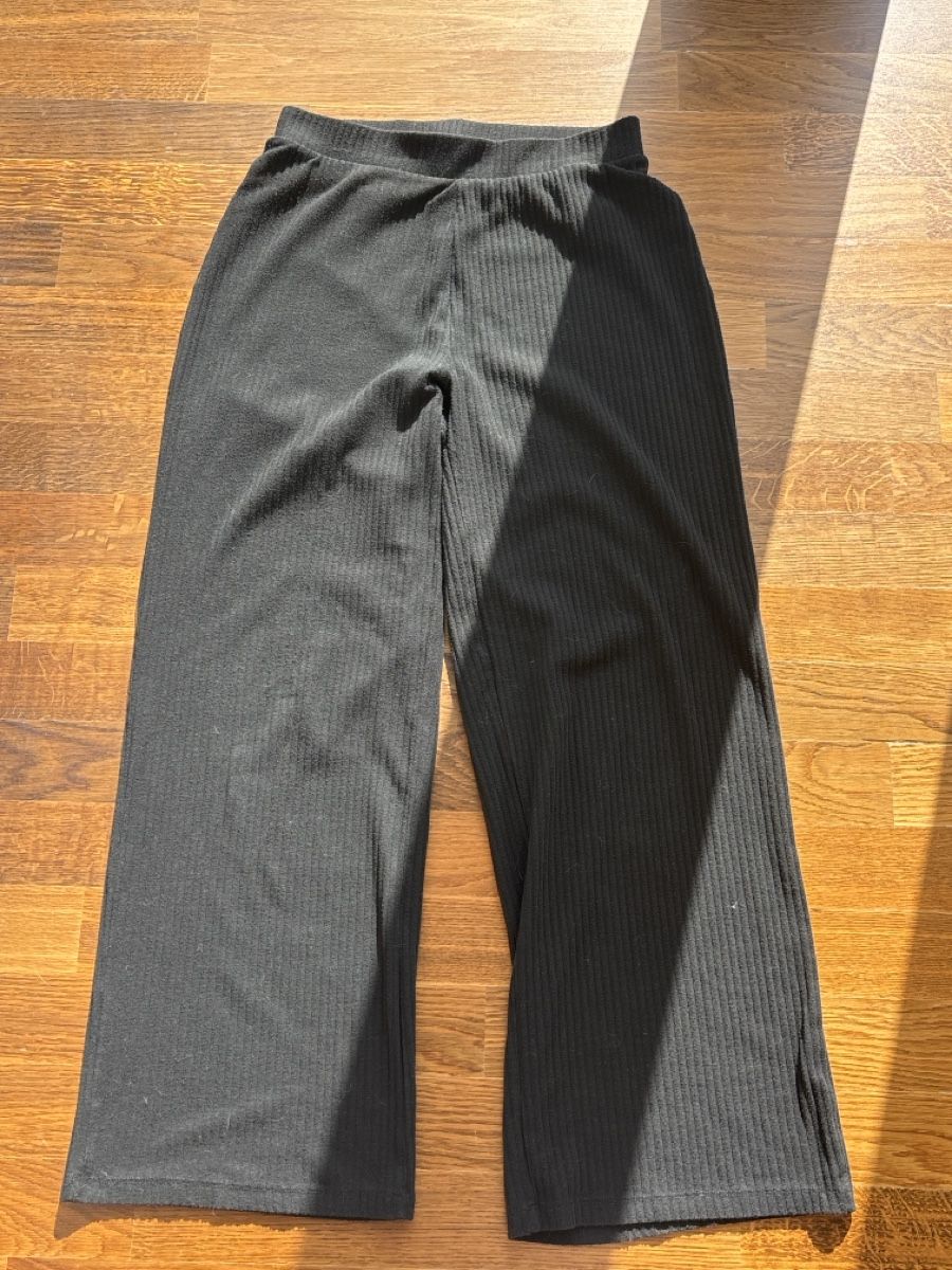 Only Pantalons: Hosen – D'occasion à Winterthur par Fabunzkel 1