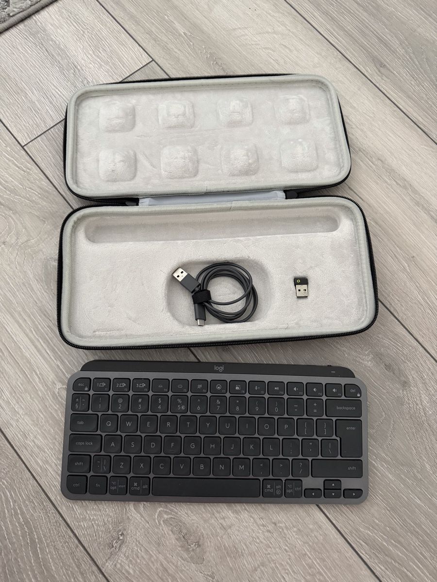 Logitech Claviers: Logitech MX Keys Mini Business – D'occasion à Zürich par buy_d5vz