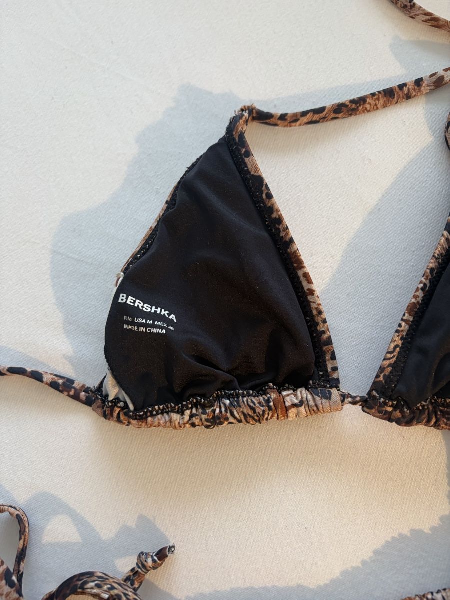 Bershka Costumi da bagno & Bikini: Ensemble maillot de bain léopard  – Usato da Pully venduto da ari_78pk 2